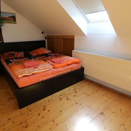 Apartman Skalka Mnichovo Hradiste Luaran gambar