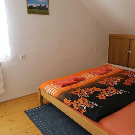 Apartman Skalka Mnichovo Hradiste Luaran gambar
