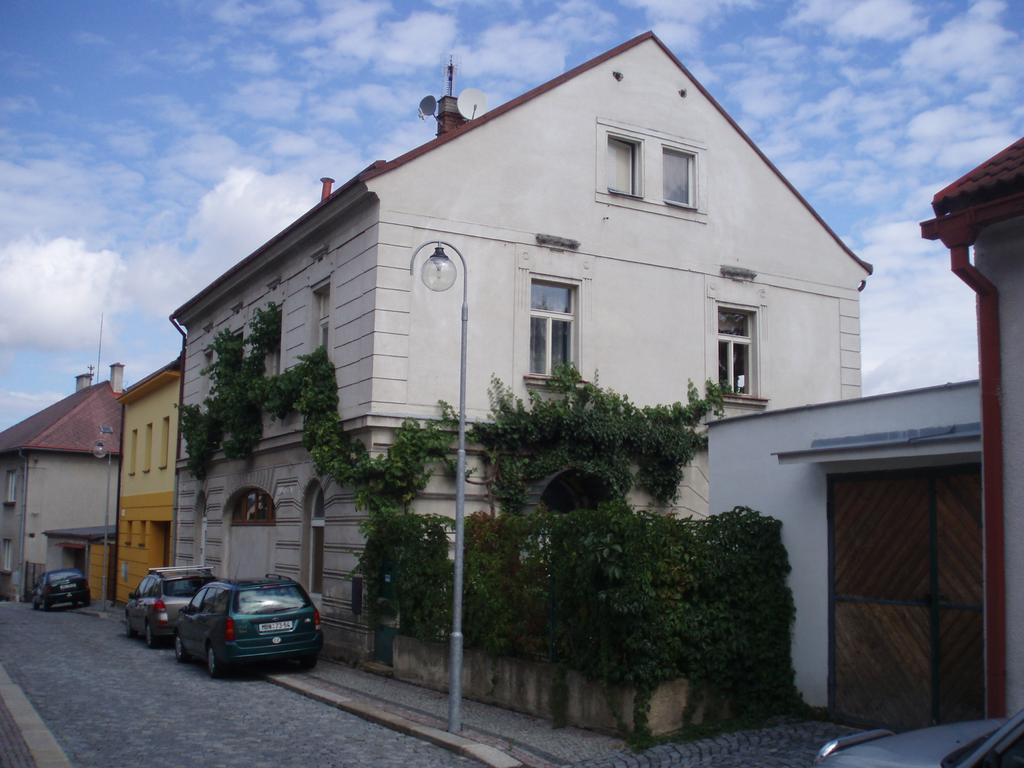 Apartman Skalka Mnichovo Hradiste Luaran gambar