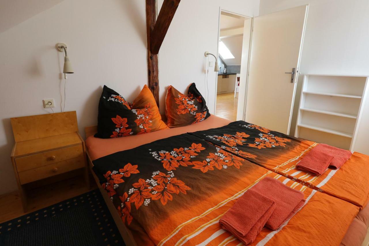 Apartman Skalka Mnichovo Hradiste Luaran gambar