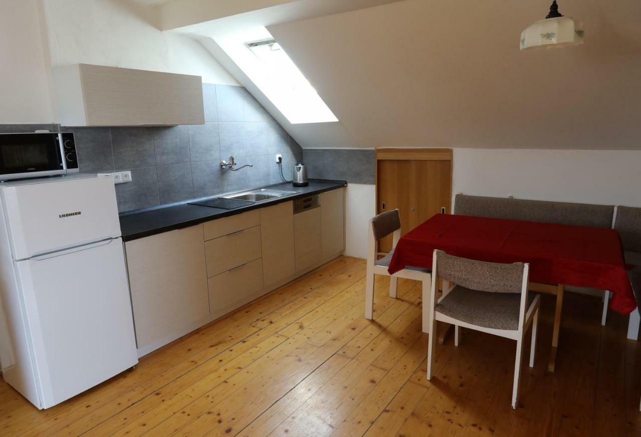 Apartman Skalka Mnichovo Hradiste Luaran gambar