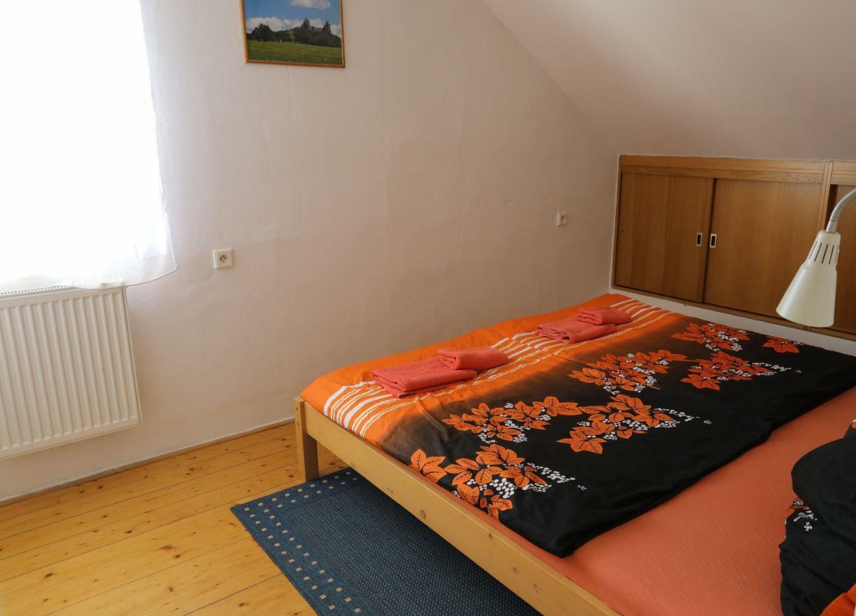 Apartman Skalka Mnichovo Hradiste Luaran gambar